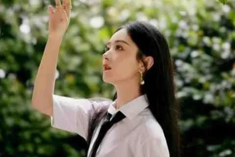 娱乐圈吃瓜王子是谁啊,娱乐圈神秘“吃瓜王子”身份揭秘